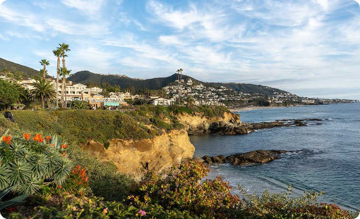 View of beach in orange county, can be accessed from our drug rehab in lake forest at Voyagers Recovery Center.
