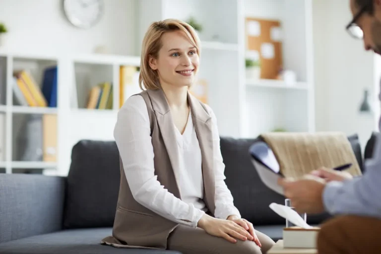 What are the best medical detox options in Orange County for clients seeking a safe, supportive environment?